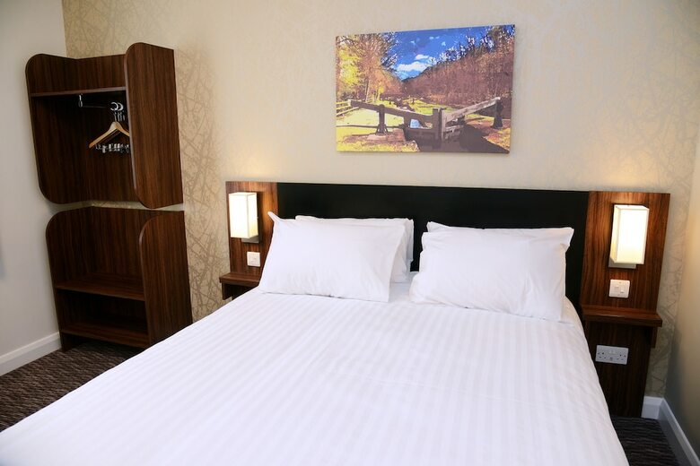 Hotel Lock Keeper By Marston's Inns