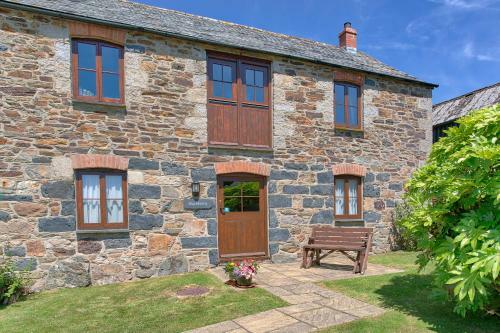 Tregolls Farm Cottages