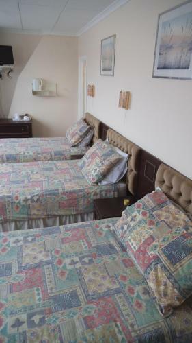 Hostal Thalatta Guest House