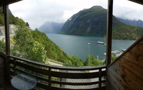 Hellesylt Hostel And Motel