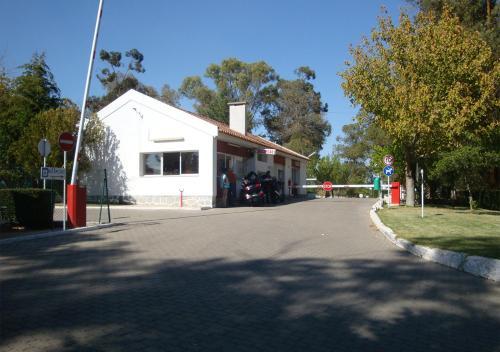 Parque De Campismo Orbitur Evora