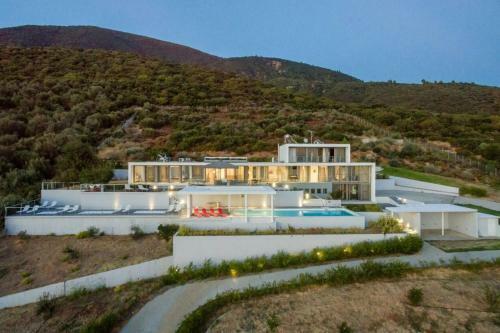 Unique Luxury Villa Sea Side Evia