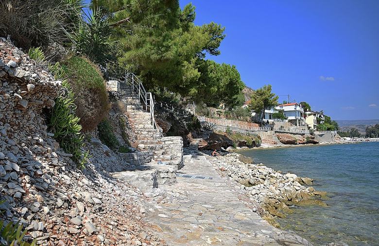 Meli Apartments & Villas