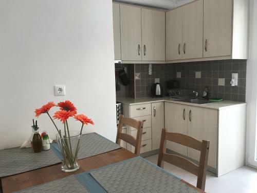 Mirtos Apartments