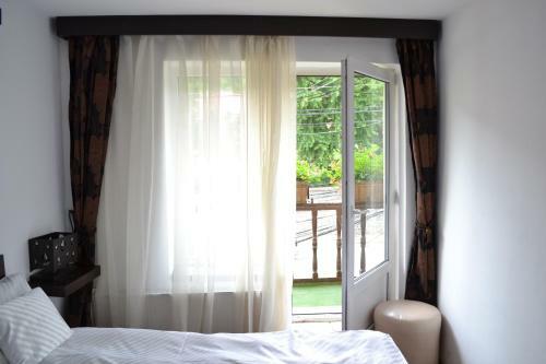 Hostal Pension Chic