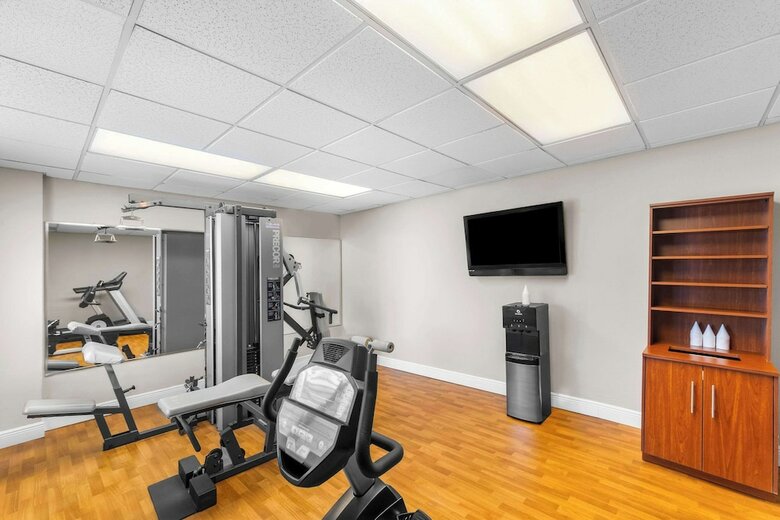 Hotel Comfort Suites Airport - Austin
