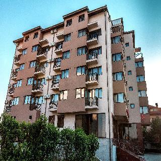 Pacific Aparthotel