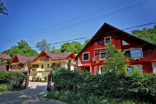 Hostal Pensiunea Marinela