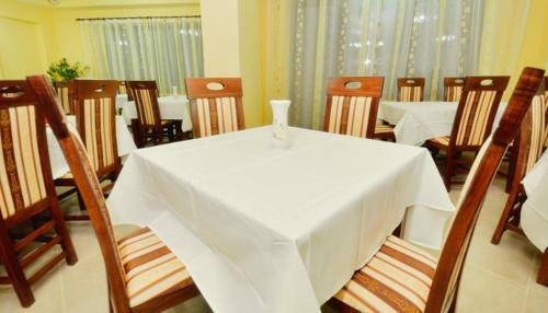 Hostal Camves Inn