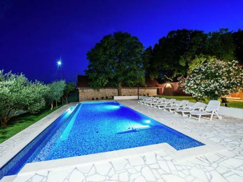 Spacious Holiday Home In Kakma With Pool