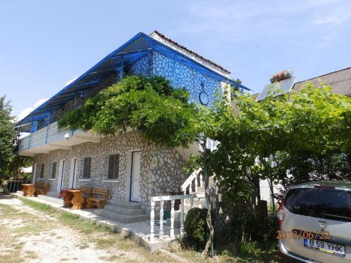 Hostal Tourist Paradis