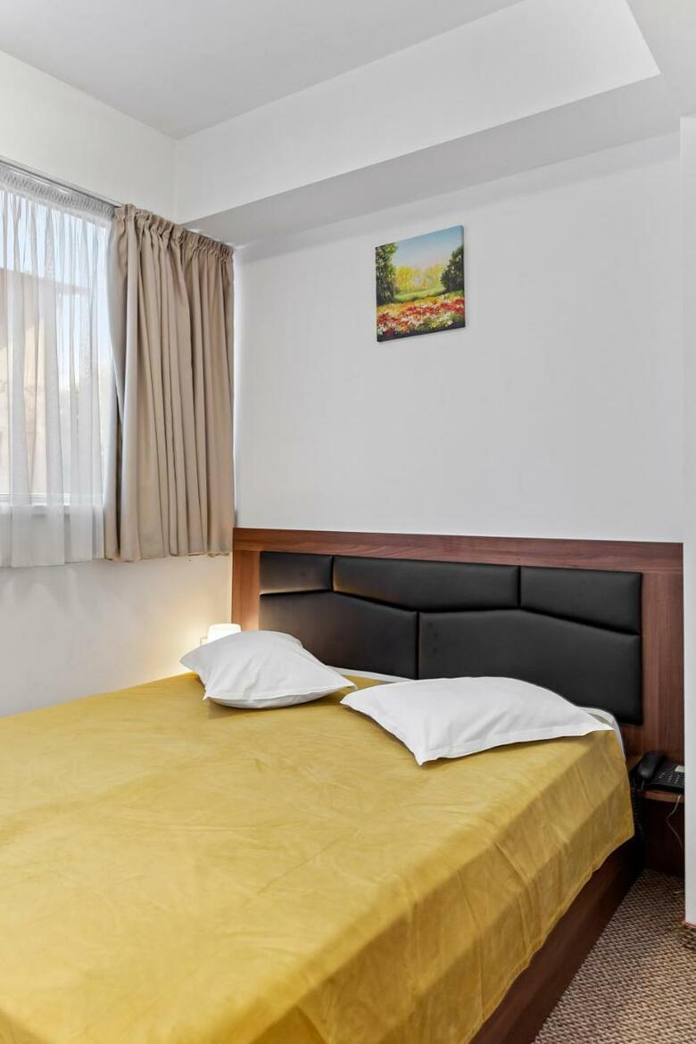 Lina Hotel