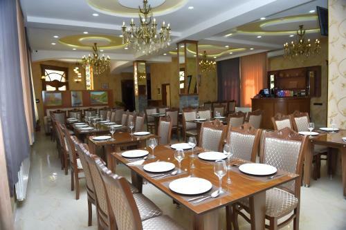Yaffle Inn Shaki Boutique Hotel