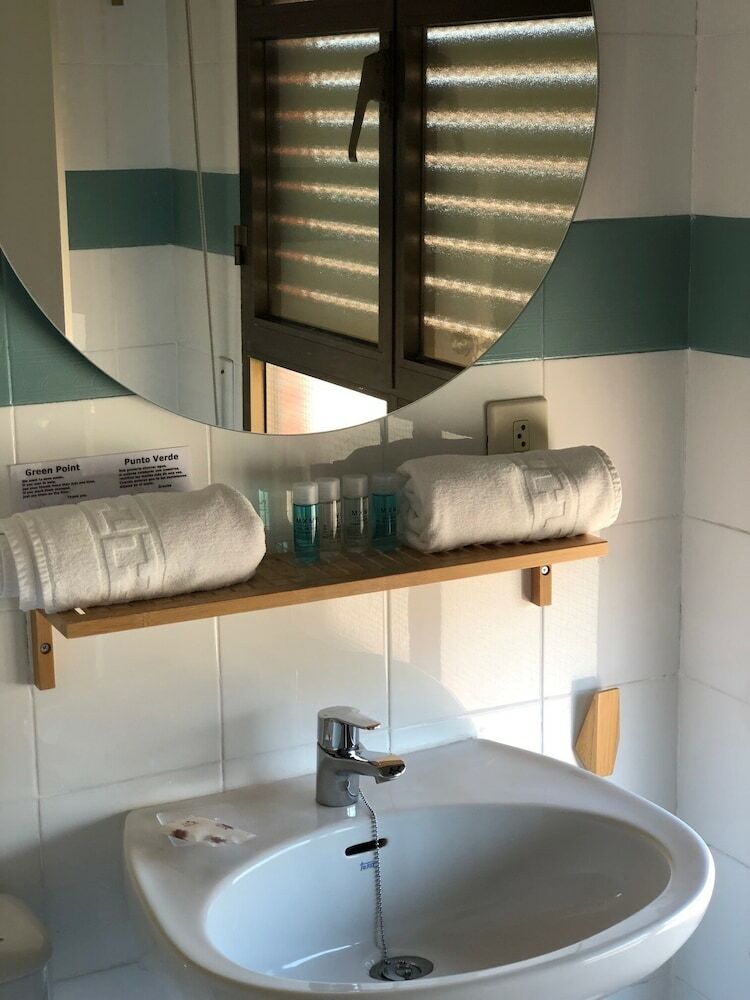 Hotel Vicente Home