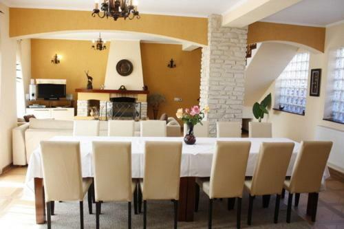 Hostal Pension Casa Ali & Andu
