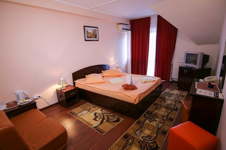 Ciric Hotel