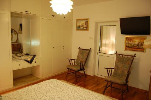 Hostal Vila Dimi