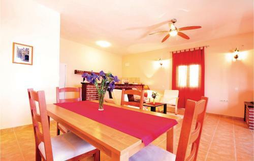 Holiday Home Mali Iz 40