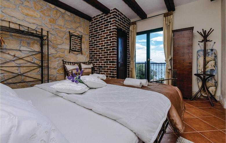 Holiday Home Kremeno Cr