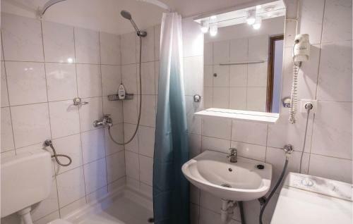 Two-bedroom Apartment In Komarna