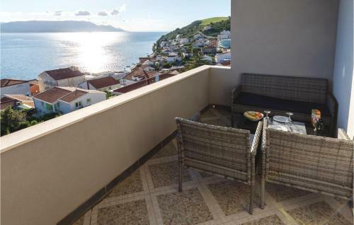 One-bedroom Apartment Klek With Sea View 06