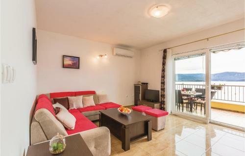 Three-bedroom Apartment In Komarna