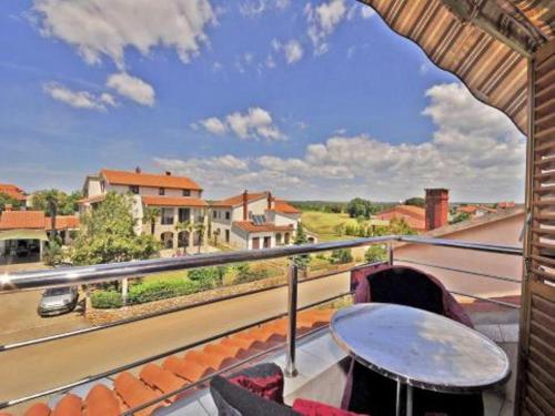 Apartments With A Parking Space Fazana - 13742