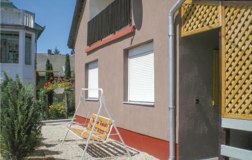 Three-bedroom Holiday Home In Balatonfenyves