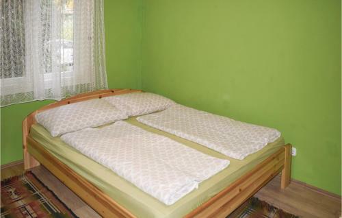 Two-bedroom Holiday Home In Balatonfenyves