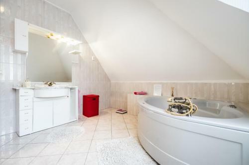 Villa Kertv�rosi Csal�di H�z