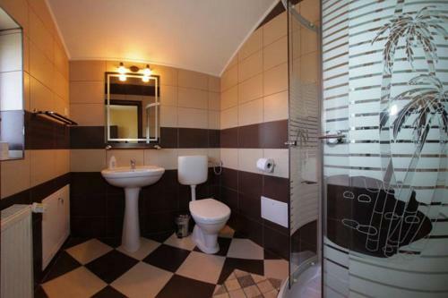 Hostal Pensiunea Lucia