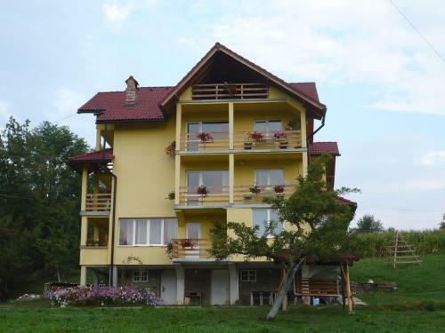 Hostal Pensiunea Tiuta