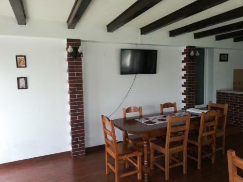 Hostal Rustic Argesean