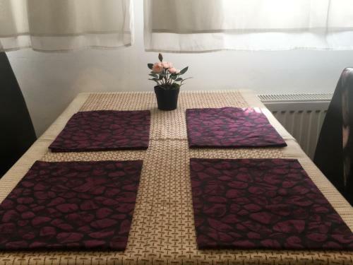 Koren Family Apartment