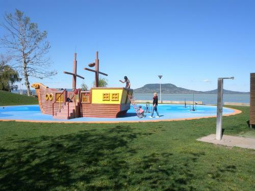 Apartment In Fonyod/balaton 35365