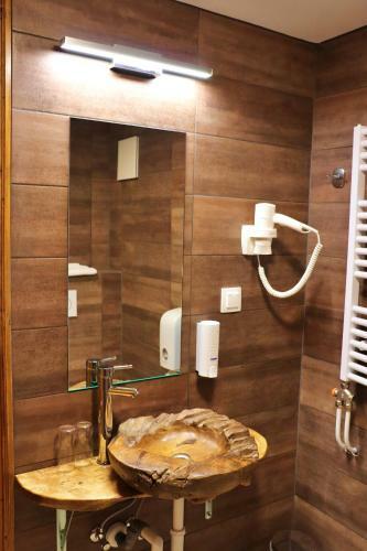 Hotel Kenguru Panzi�