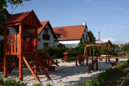 Hotel Torn�cos H�z - Hegyk?