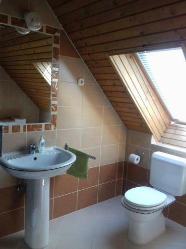 Hostal Erzs�bet Vend�gh�z �s Apartman