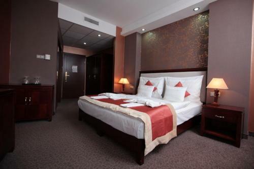 Colosseum Hotel