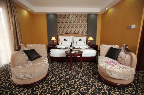 Colosseum Hotel