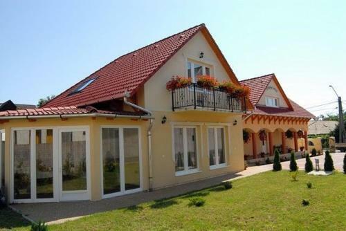 Hostal Harm�nia Panzi�
