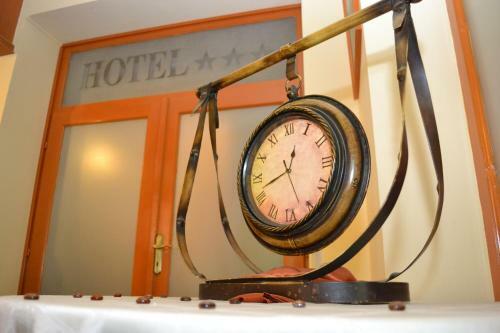 Ez�stfeny? Hotel