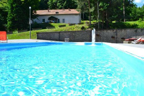 Ez�stfeny? Hotel