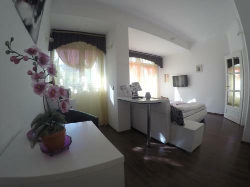 Bed & Breakfast �jjelibagoly Panzi�