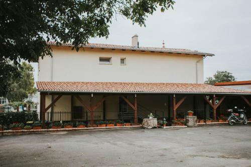 Hostal Sz�p Kert Vend�gh�z
