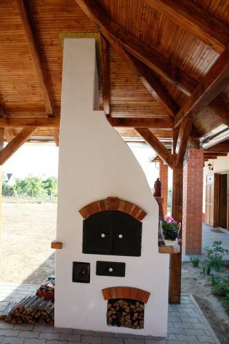 Hostal Katica Vend�gh�z