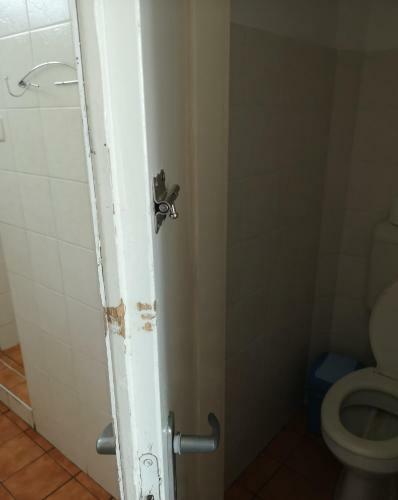 �reg-t� Youth Hostel