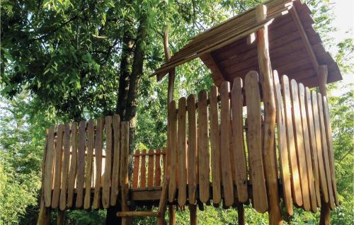 Three-bedroom Holiday Home In Szolad