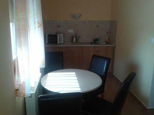 Hostal Hat�rmenti Vend�gh�z