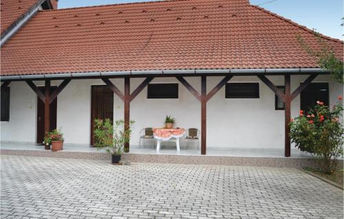 One-bedroom Apartment In Zalavar